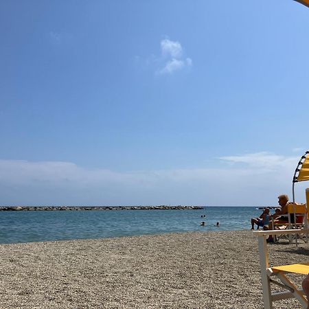Aria Luce Mare Apartment Сан Бартоломео ал Маре Екстериор снимка